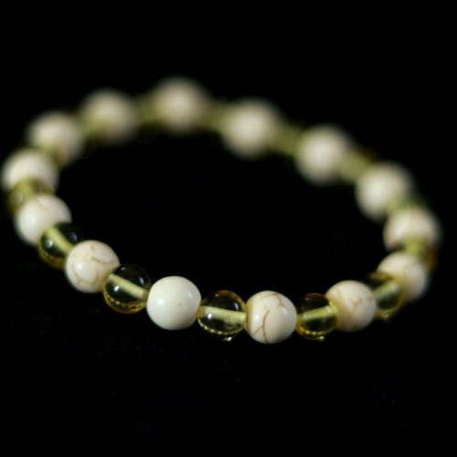 Polished Baroque Style Lemon Baltic Amber Adult Bracelet with Howlite